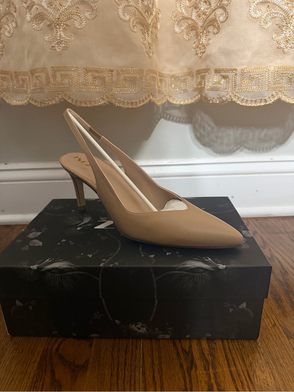Classic Pointed-Toe Slingback Heels in Nude